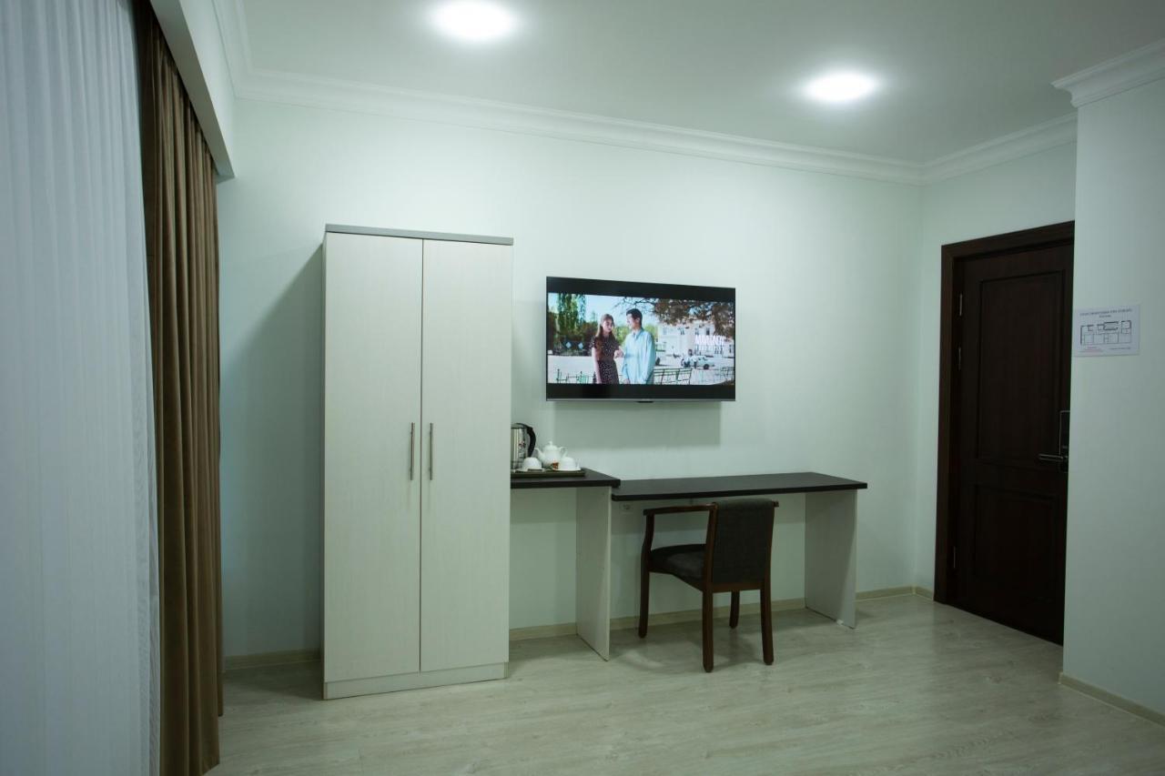 Viva Hotel Ташкент Экстерьер фото