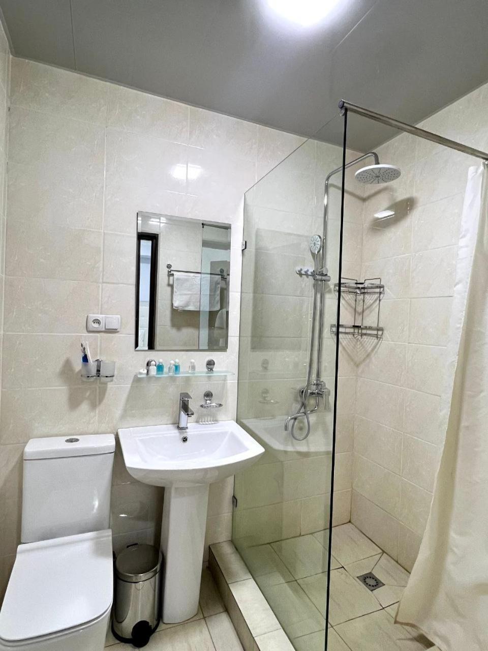 Viva Hotel Ташкент Экстерьер фото
